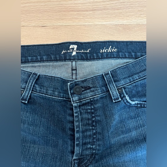 7 For All Mankind Rickie Classic Boyfriend Crop Jeans Womens Size 29 Distressed - Picture 3 of 7